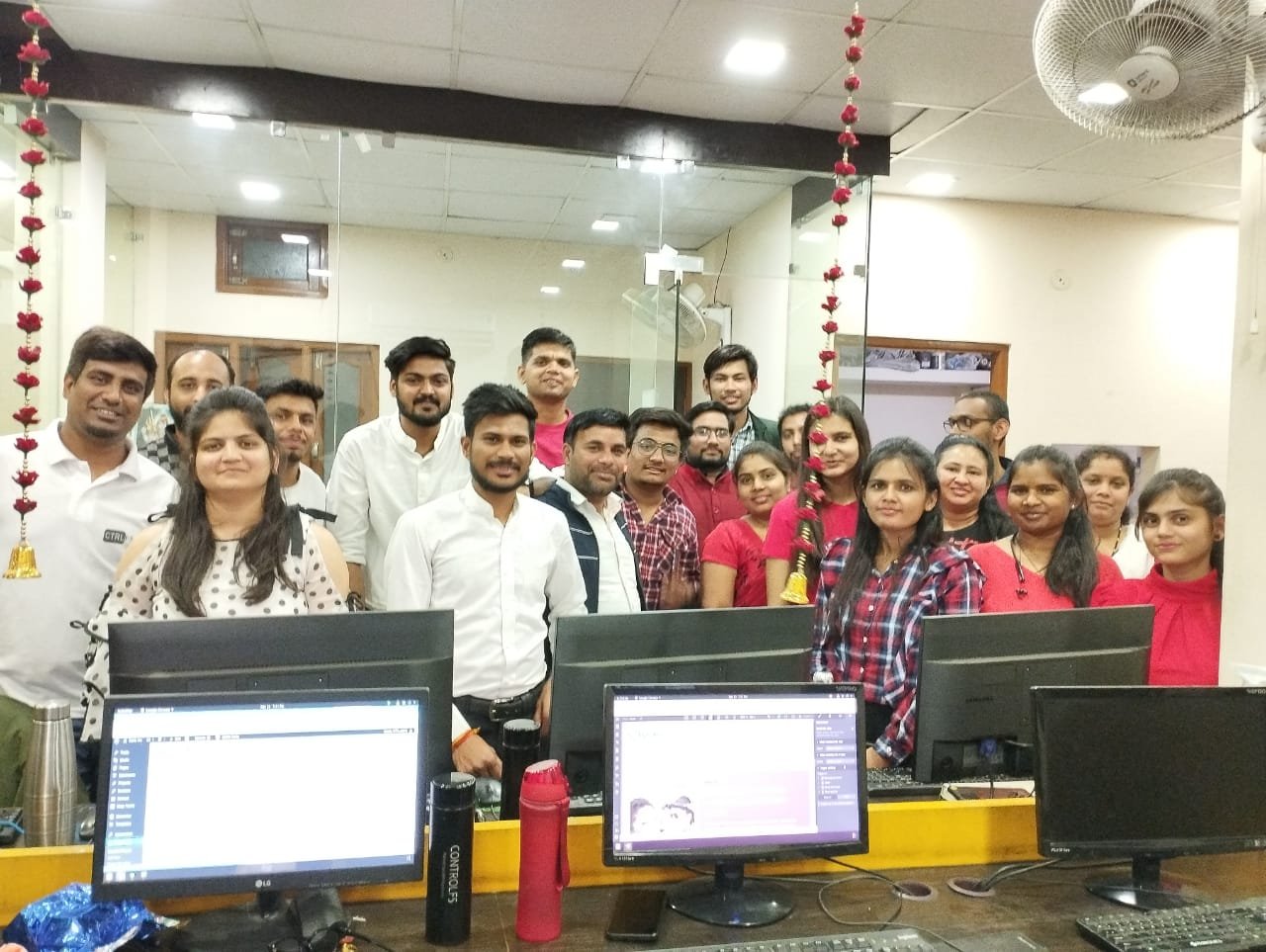 imgpsh_fullsize_anim (16)